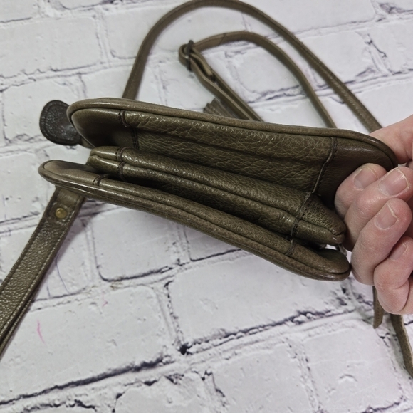 Rugged Hide Australia khaki olive green leather small crossbody purse - Picture 9 of 10